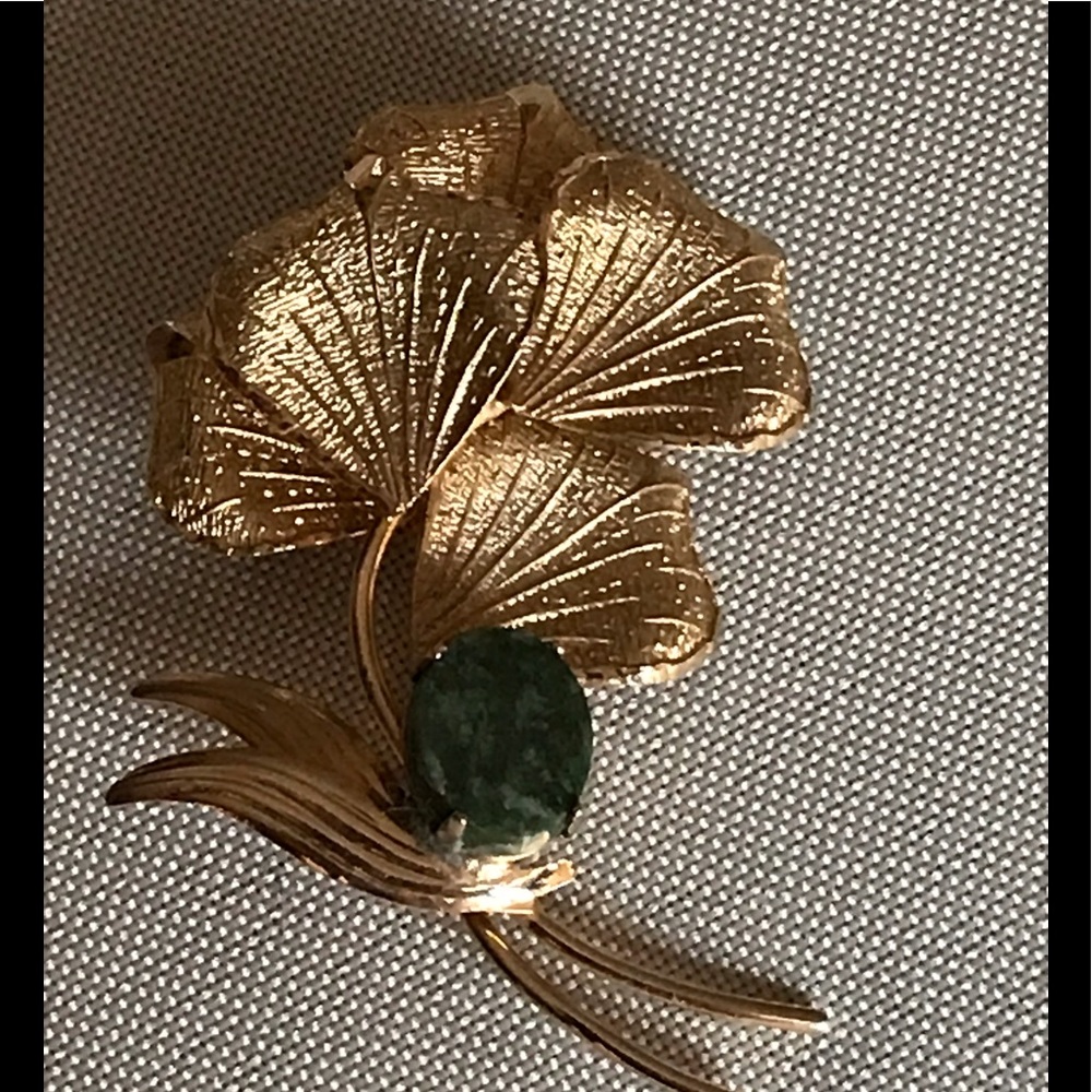12k gold filled & green stone flower pin signed BB